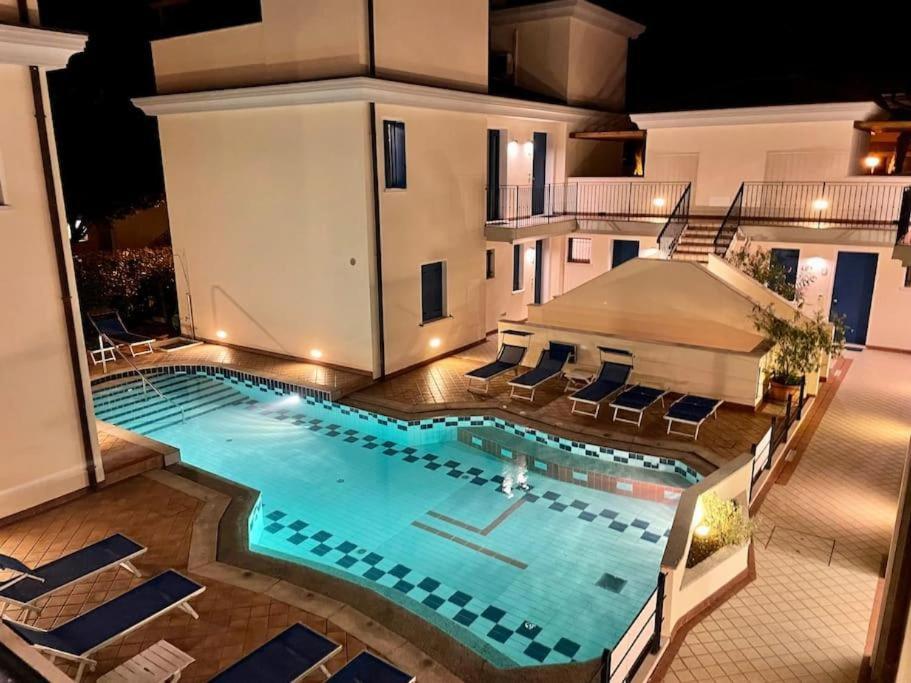 Borgo Al Mare Apartment ลิโดดิเยโซโล ภายนอก รูปภาพ